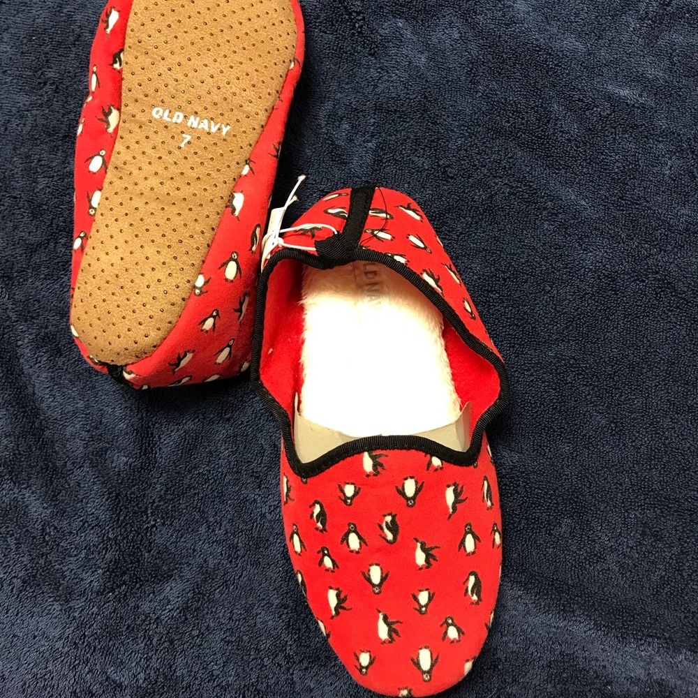 Slippers - Picture 2 of 3